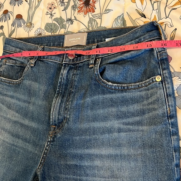 Everlane The Cheeky Jean - Picture 7 of 10
